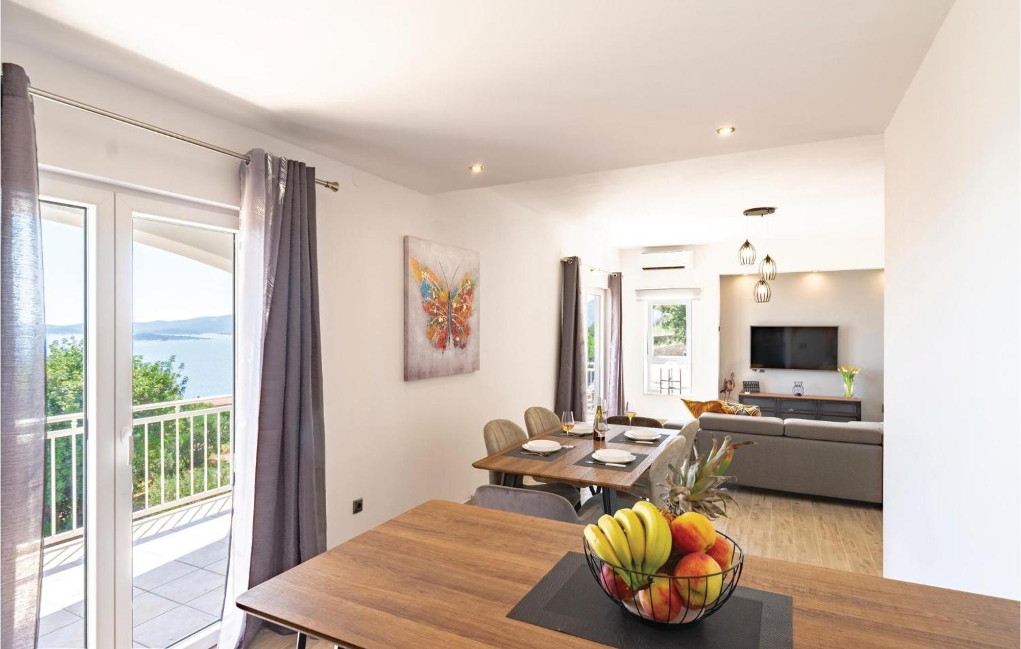 Nice Apartment In Orebic With House Sea View Exterior photo